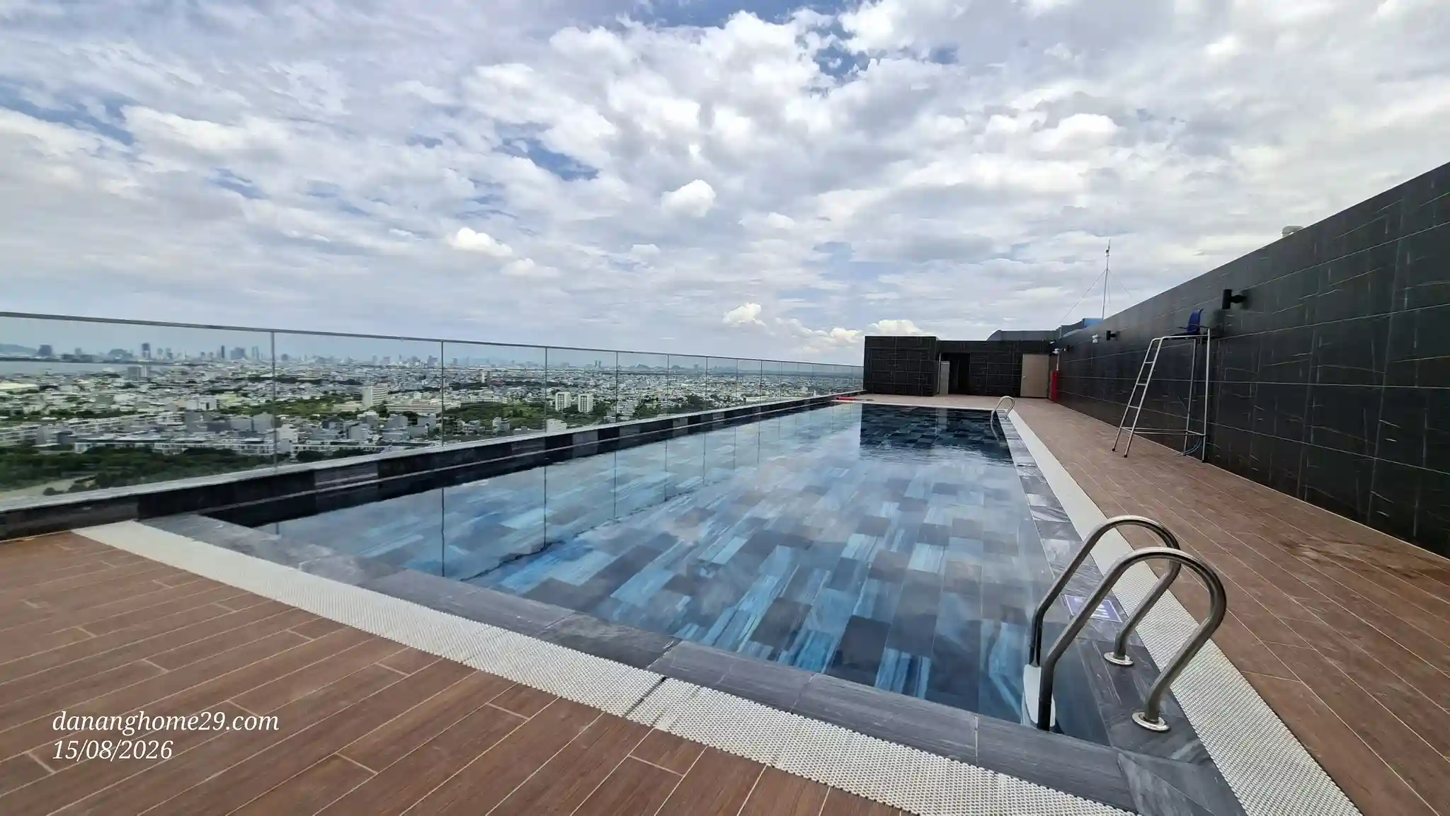 Mia Center Point Lien Chieu Da Nang