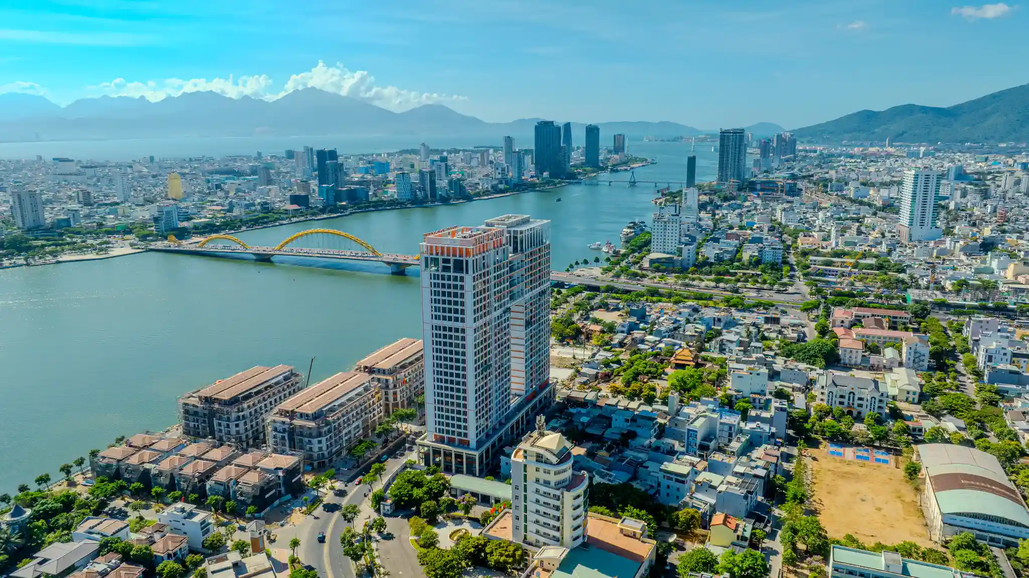 Sun Ponte Cau Rong Da Nang Tran Hung Dao (12)