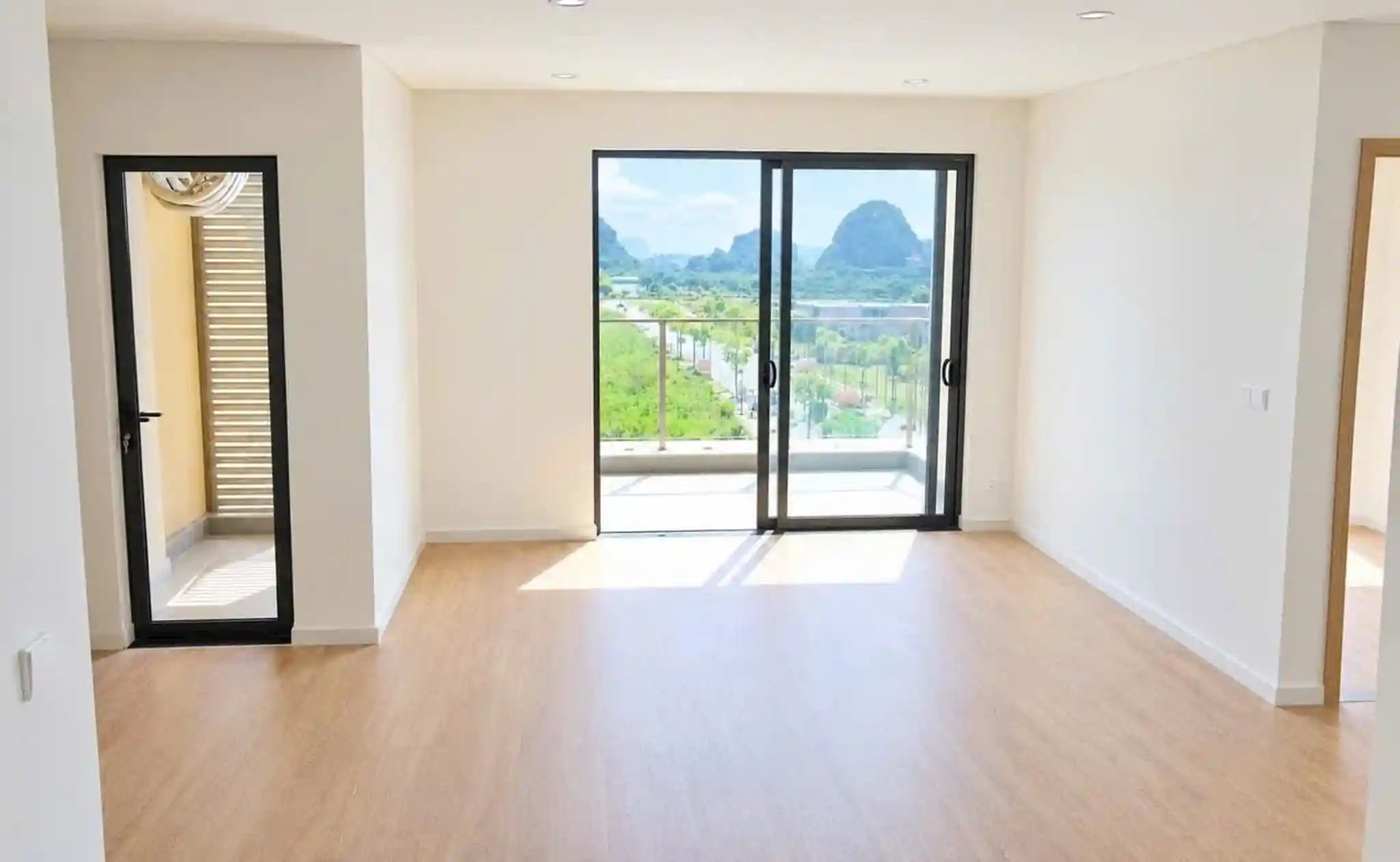 F2 Fours Towers Tùng Trúc Cúc Mai Đà Nẵng (5)